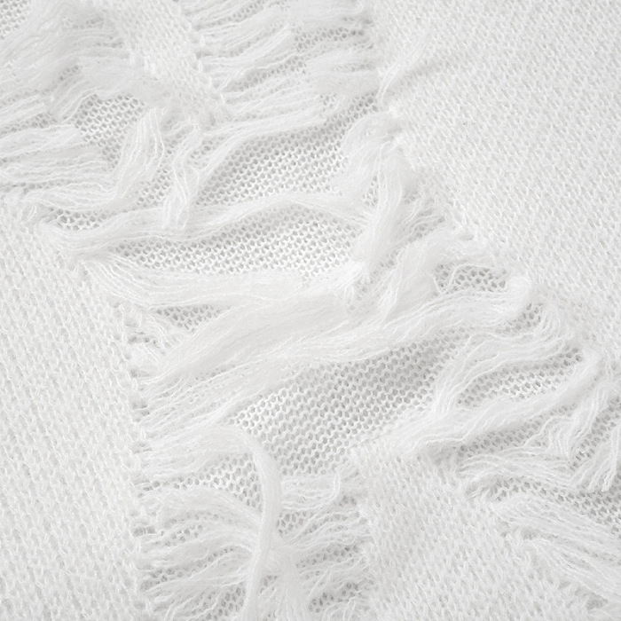SUPER WHOLESALE | Distressed Sweater in White
