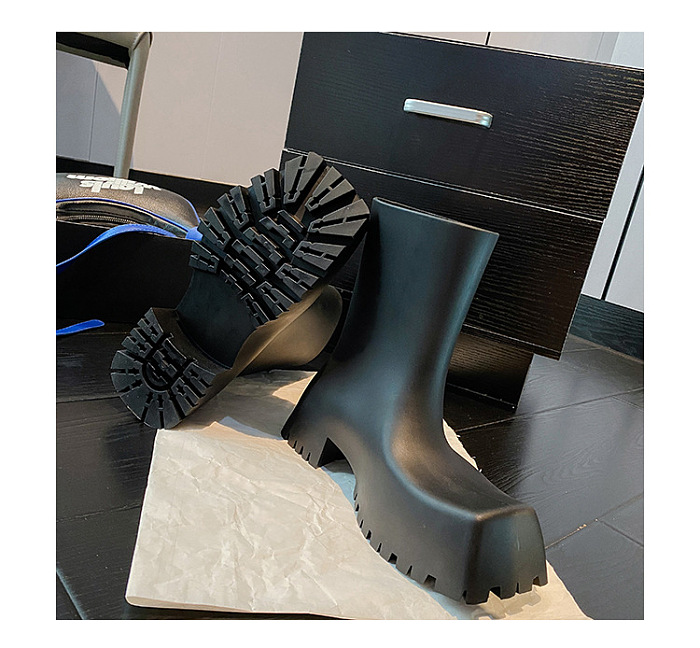 SUPER WHOLESALE |  Waterproof Square-toe Platform Boots