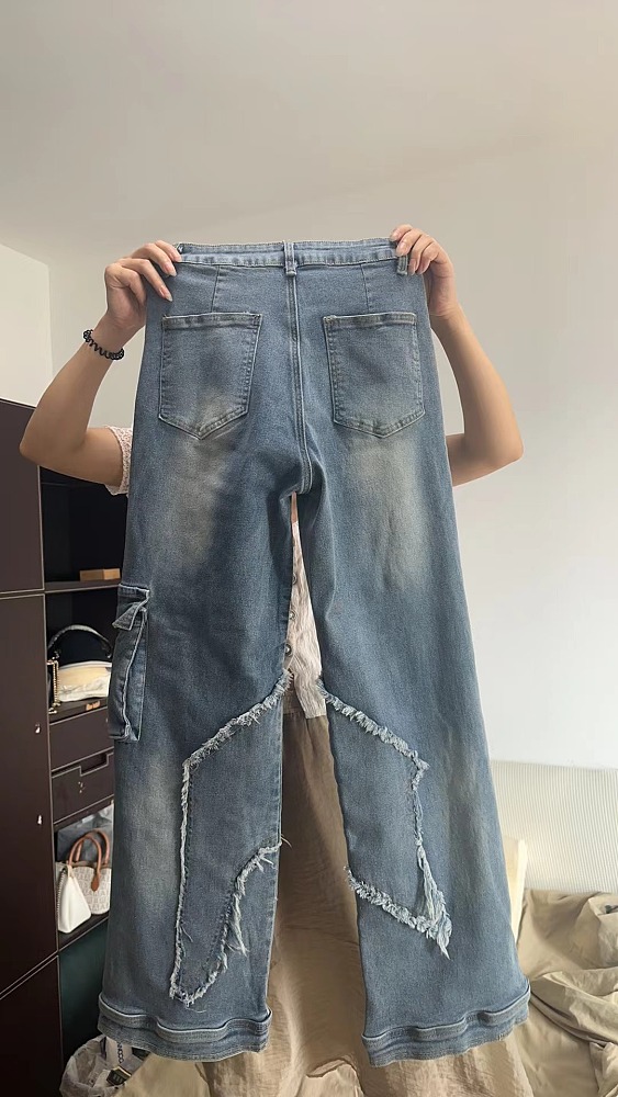 SUPER WHOLESALE | Distressed Cargo Jeans