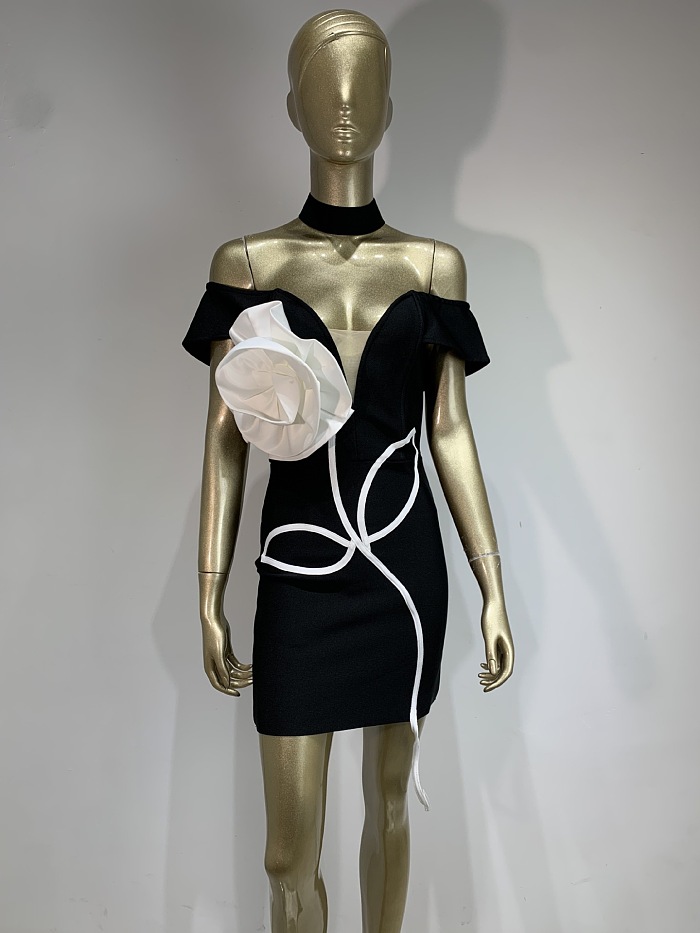 SUPER WHOLESALE | Strapless Big Rose Decoration Mini Dress