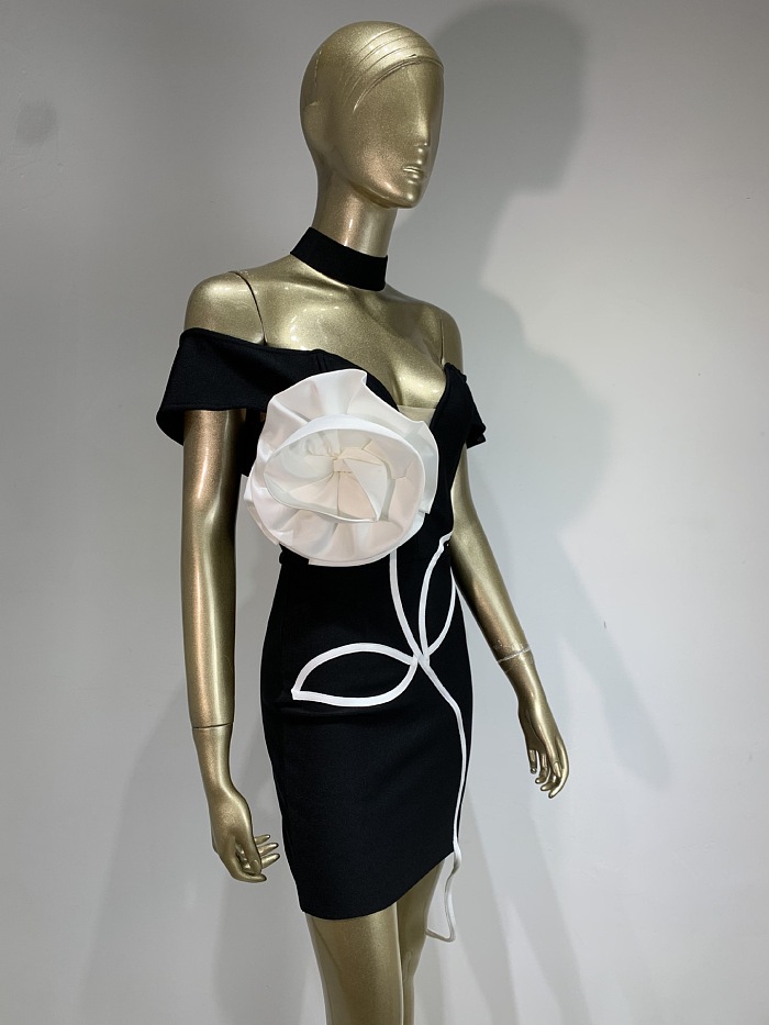 SUPER WHOLESALE | Strapless Big Rose Decoration Mini Dress