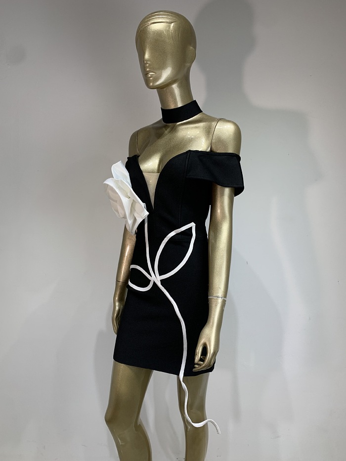 SUPER WHOLESALE | Strapless Big Rose Decoration Mini Dress