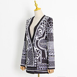 SUPER WHOLESALE | V-neck studded print long-sleeve blazer