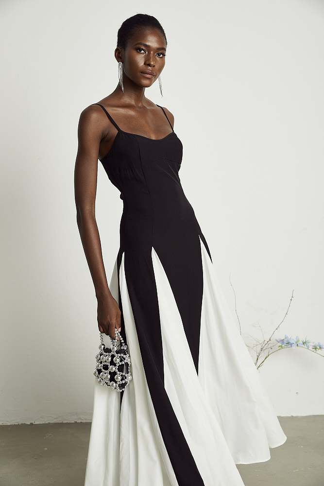 SUPER WHOLESALE |  Contrast-color Pleated Maxi Dress