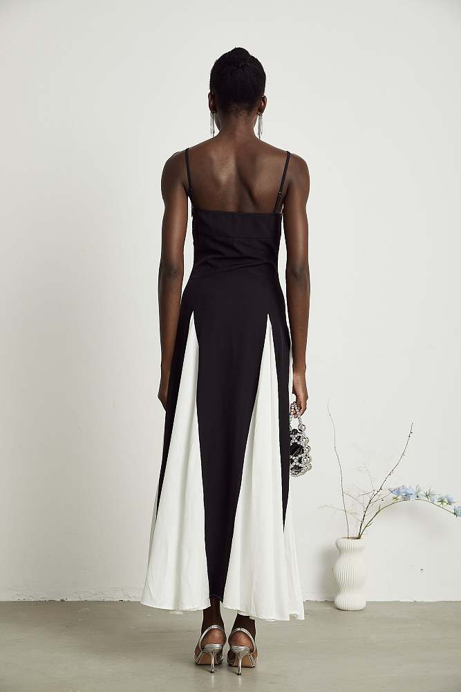 SUPER WHOLESALE |  Contrast-color Pleated Maxi Dress