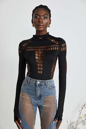 SUPER WHOLESALE |long-sleeved cut-out bodysuit