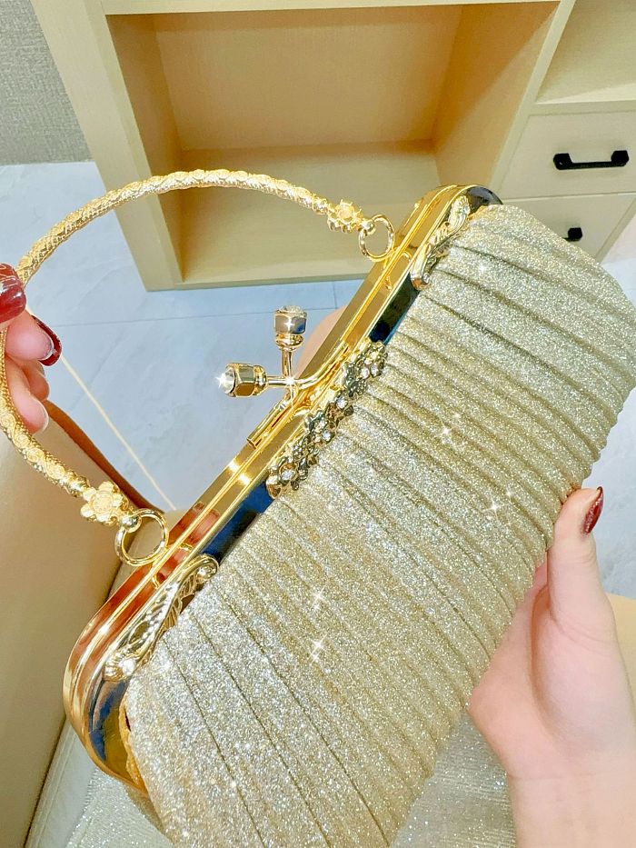 SUPER WHOLESALE|  Shell-Shaped Handbag