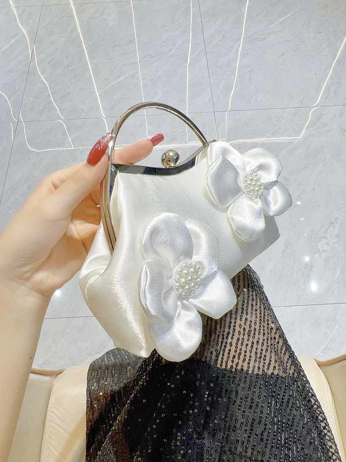 SUPER WHOLESALE|  Camellia-Adorned Handbag