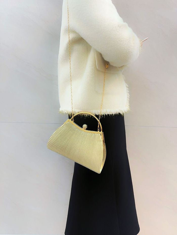SUPER WHOLESALE| Shell-Shaped Handbag