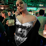 SUPER WHOLESALE | PU Leather Glossy Zip-Up Slim Fit Strapless Sleeveless Top