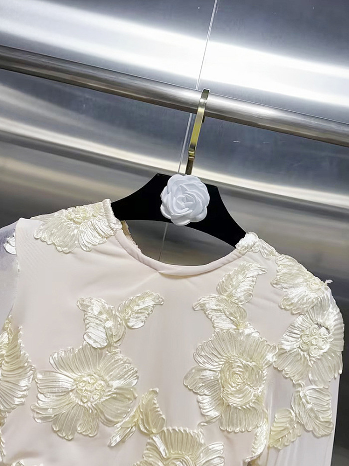 SUPER WHOLESALE | Embroidered Bell-Sleeve Top And High-Waist Skirt Set