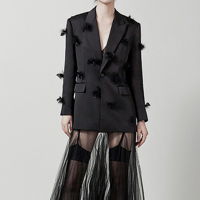 SUPER WHOLESALE |Pearl-Embellished Feather Blazer