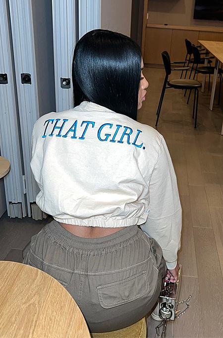 SUPER WHOLESALE |Solid Color Round-Neck Cropped Sweatshirt With Embroidered Lettering