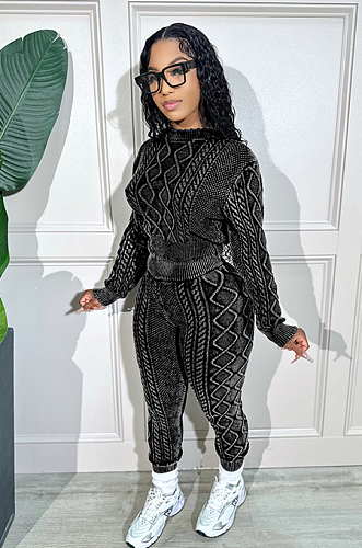 SUPER WHOLESALE | Vintage Washed Cable-Knit Argyle Pullover Sweater Set in Black