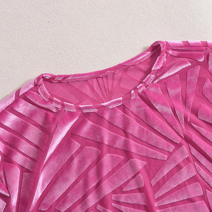 SUPER WHOLESALE | Cropped Fitted Mesh Velvet T-Shirt