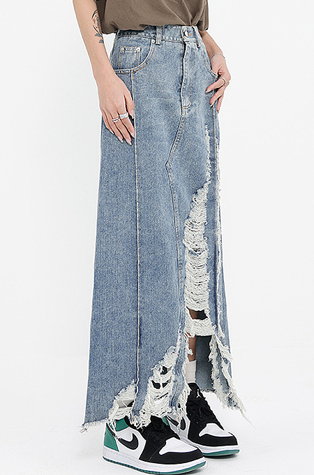 SUPER WHOLESALE | Frayed Hem Ripped Long Skirt