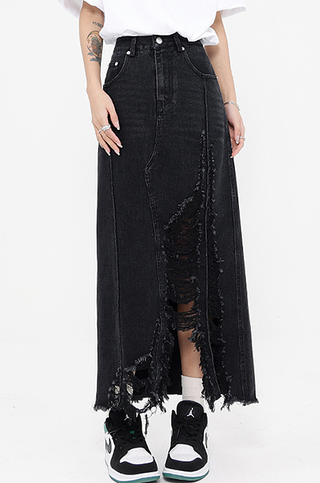 SUPER WHOLESALE | Frayed Hem Ripped Long Skirt