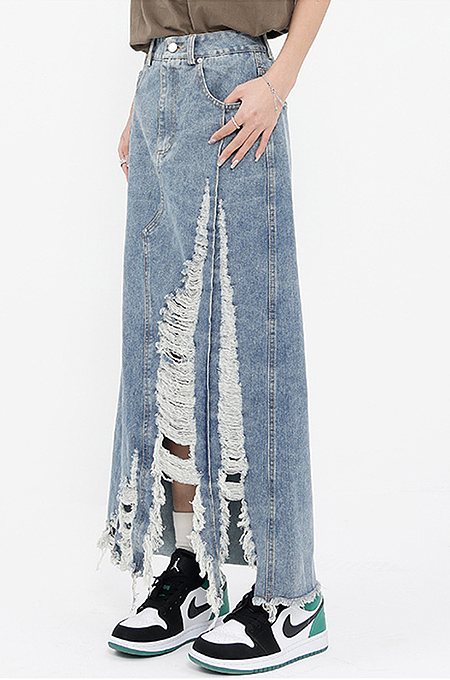 SUPER WHOLESALE | Frayed Hem Ripped Long Skirt