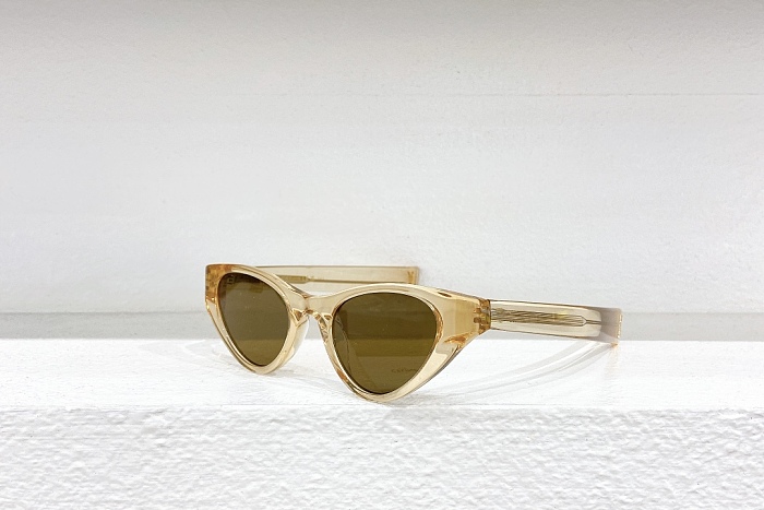 SUPER WHOLESALE | Cat-Eye Sunglasses