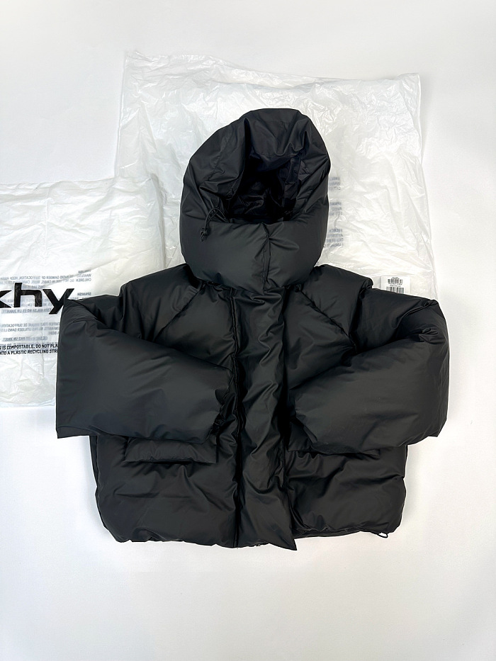 SUPER WHOLESALE | Detachable Hood Oversized Cotton-Padded Down Jacket Black