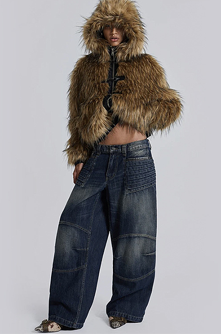 SUPER WHOLESALE | Short Faux Fur Hooded Coat