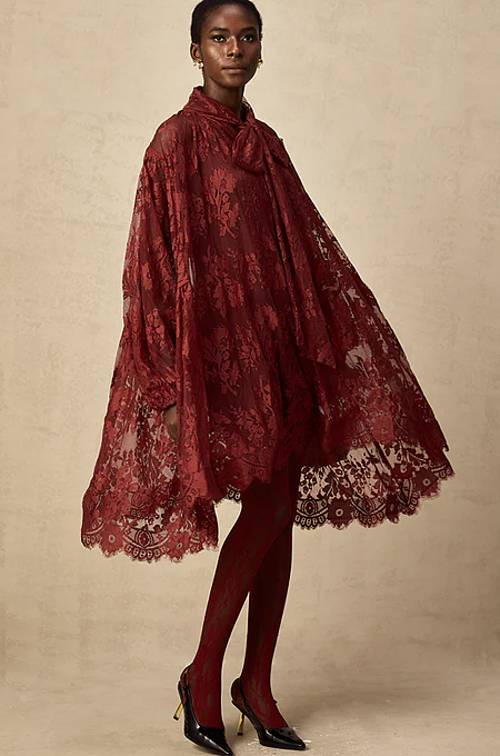 SUPER WHOLESALE | Coline red chantilly lace oversize dress