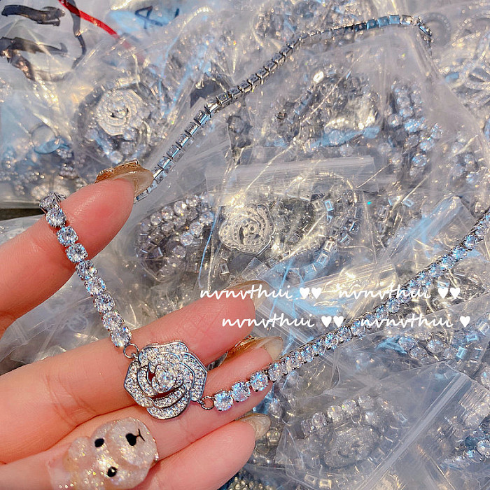 SUPER WHOLESALE | Bling Bling Rose Necklace