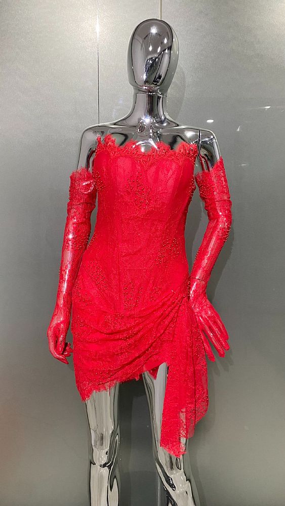 SUPER WHOLESALE | Pora Strapless Ruched Lace Dress With Gloves In Red