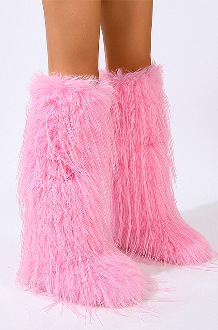 SUPER WHOLESALE | Furry Ankle Height Teddy Boots in Pink