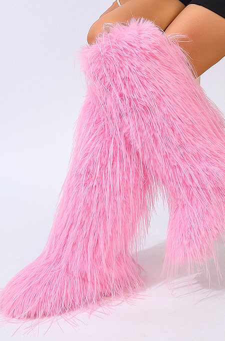 SUPER WHOLESALE | Furry Ankle Height Teddy Boots in Pink
