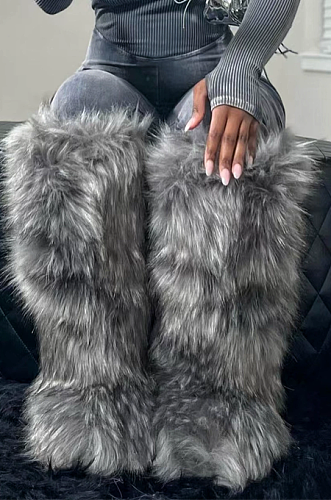 SUPER WHOLESALE | Furry Over-the-knee Boots (50centimetre height)