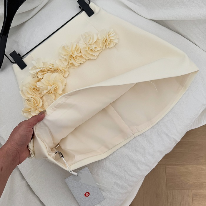 SUPER WHOLESALE |  Blazer Skirt Set with 3D Flowers(apricot)