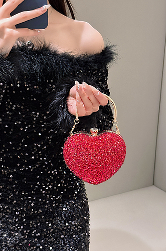 SUPER WHOLESALE | Heart Beaded Purse