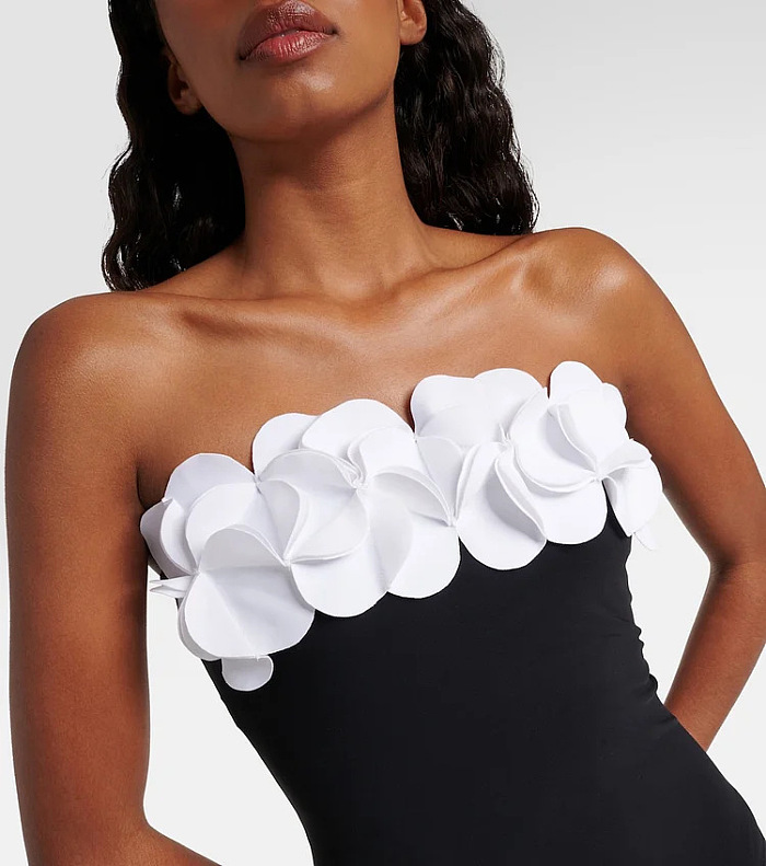 SUPER WHOLESALE | One-piece Swimwear with Skirt