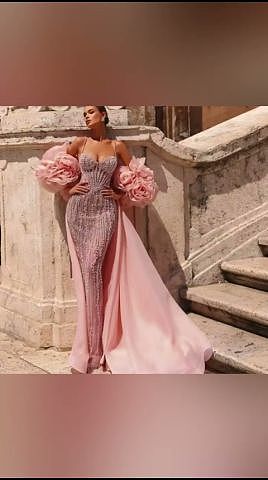 Sequins Evening Gown in Flowers Sleeve