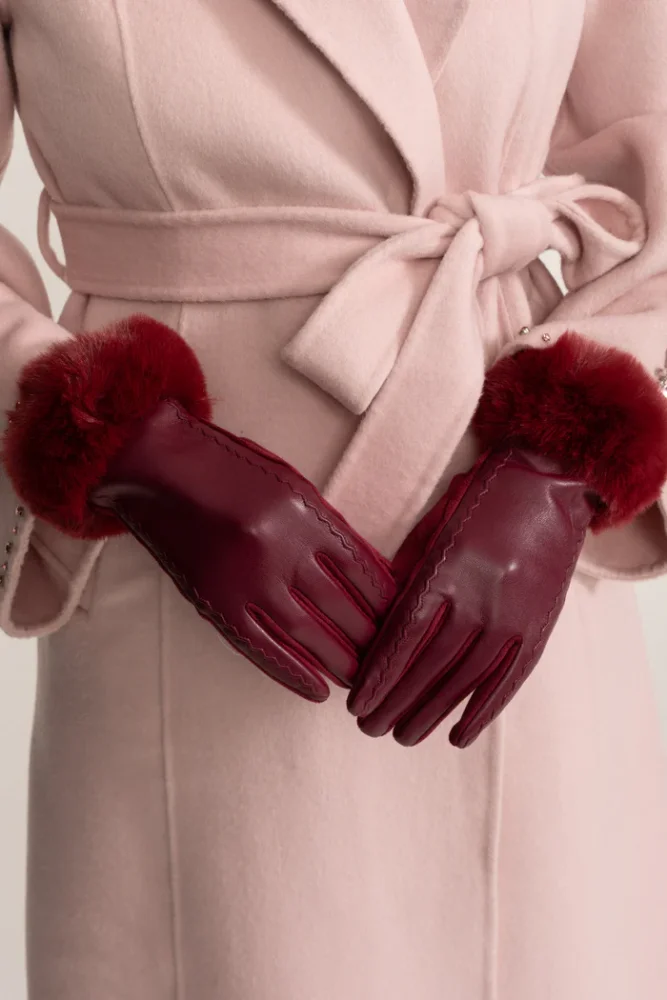 Vegan Leather Gloves With Fur Cuffs - Burgundy