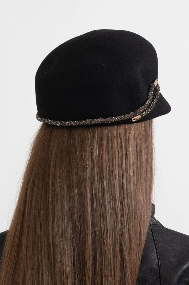 Short Brim Hat With Wrapped Detail - Black