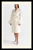 Cashmere Overcoat With Fox Fur Cuffs And 3D Floral Detailing - Ivoire