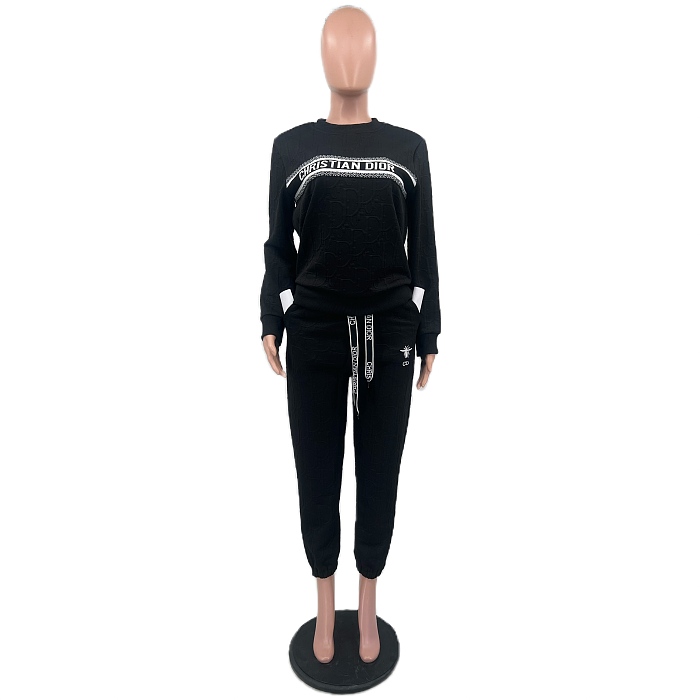 Women's Embossed Jogging Set