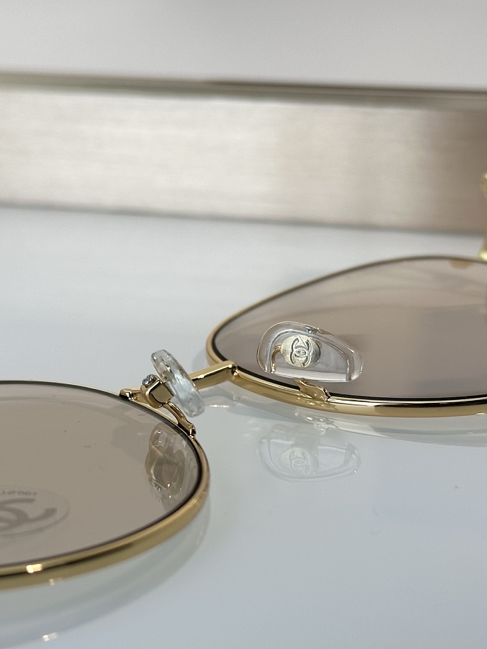 Metal Frame Sunglasses