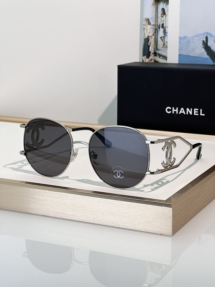 Metal Frame Sunglasses