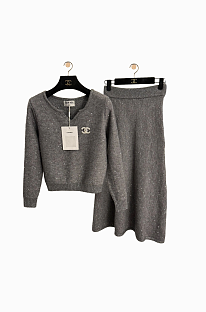 Stretch Skirt & Sweater Top