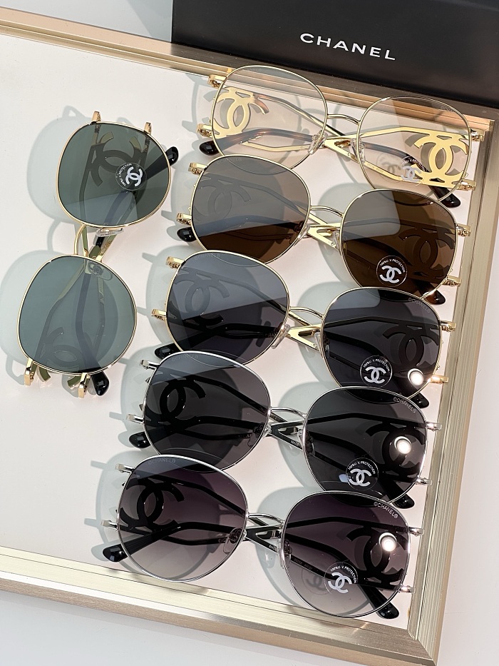 Metal Frame Sunglasses