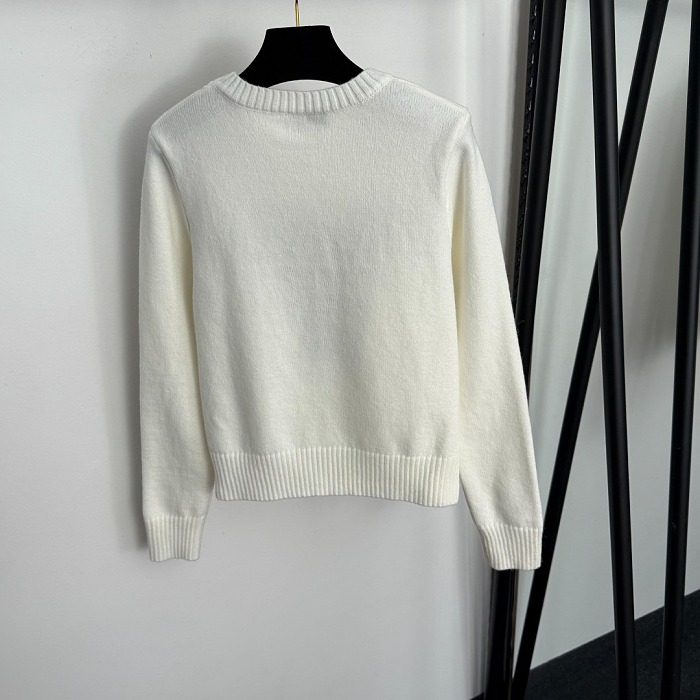 Embroidered Pullover