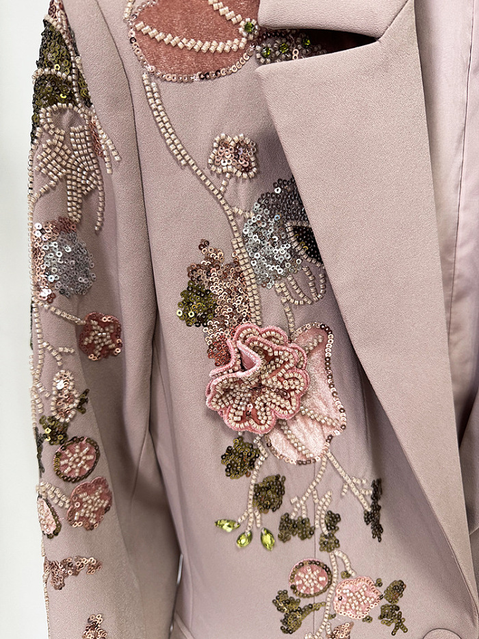 Blazer Suit in Flower Details