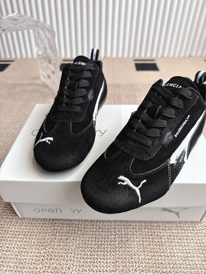 Speedcat Suede Balenciaga in Black/white