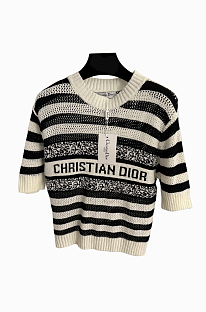 Three-quarter Sleeve T-shirt