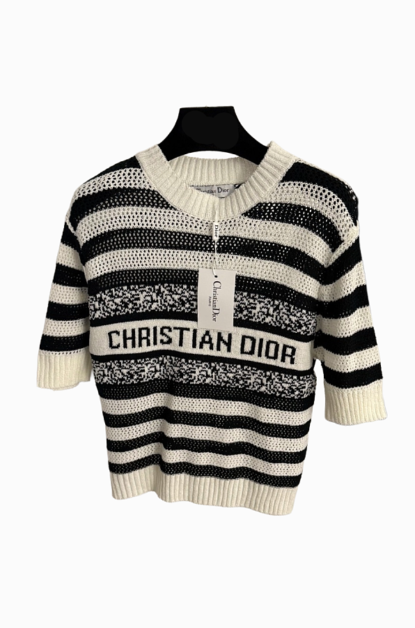 Three-quarter Sleeve T-shirt