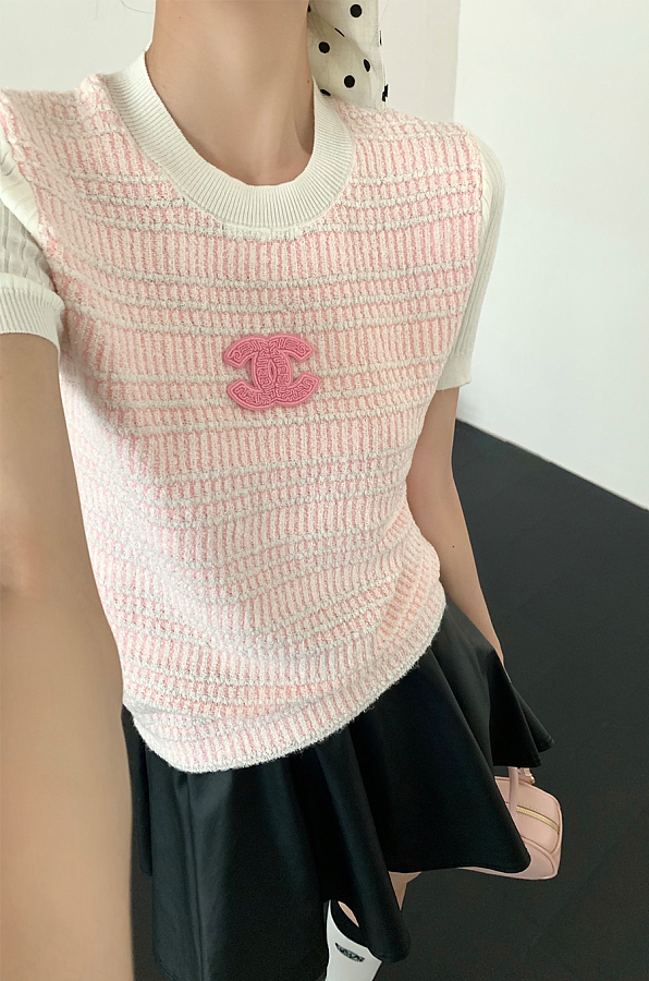 Embroidered T-shirt