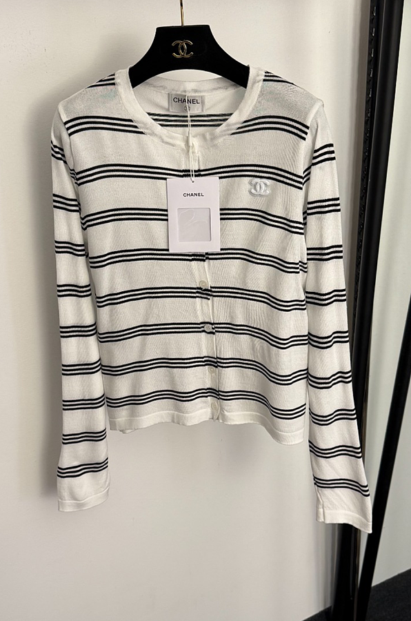 Striped Logo Patch Cardigan